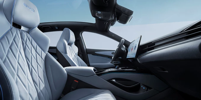 BYD Seal Excellence AWD Innenraum von vibe